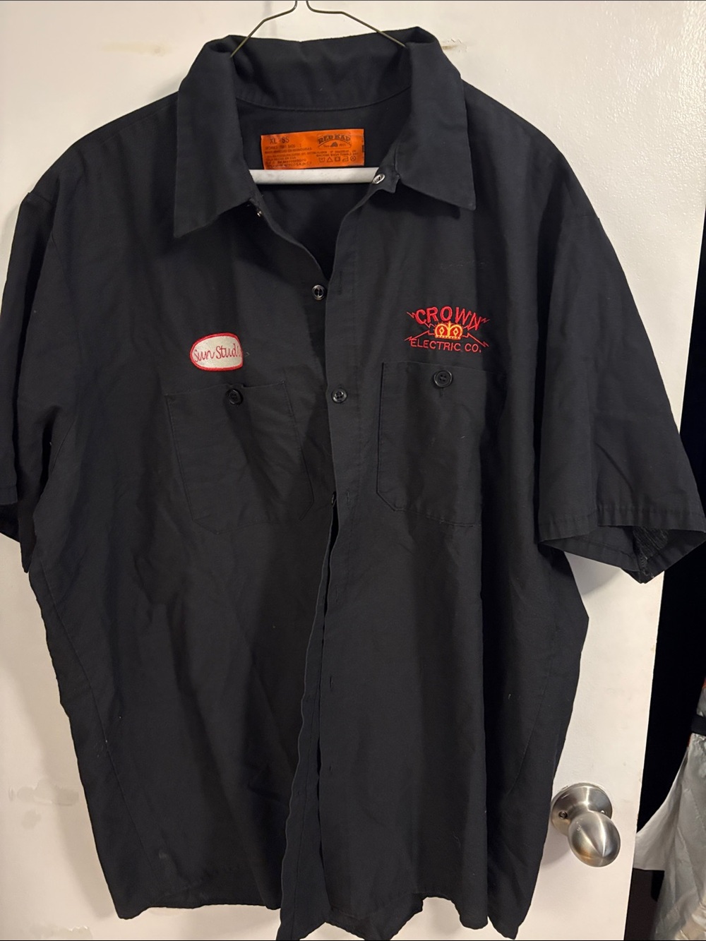 Elvis Sun Studio Black Short-Sleeve Work Shirt with Red Embroidery XL